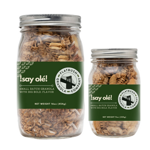 Say Olé: Crunchy Gluten-free Granola Mix with Bananas, Peanuts and Coconut (jar)